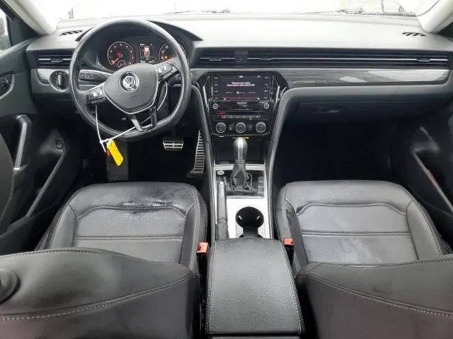 2020 VOLKSWAGEN PASSAT R-LINE  