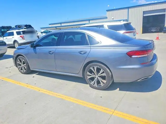 2022 VOLKSWAGEN PASSAT SE  