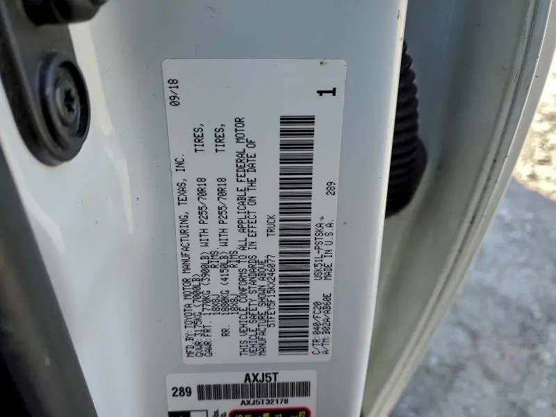 2019 TOYOTA TUNDRA CREWMAX SR5  