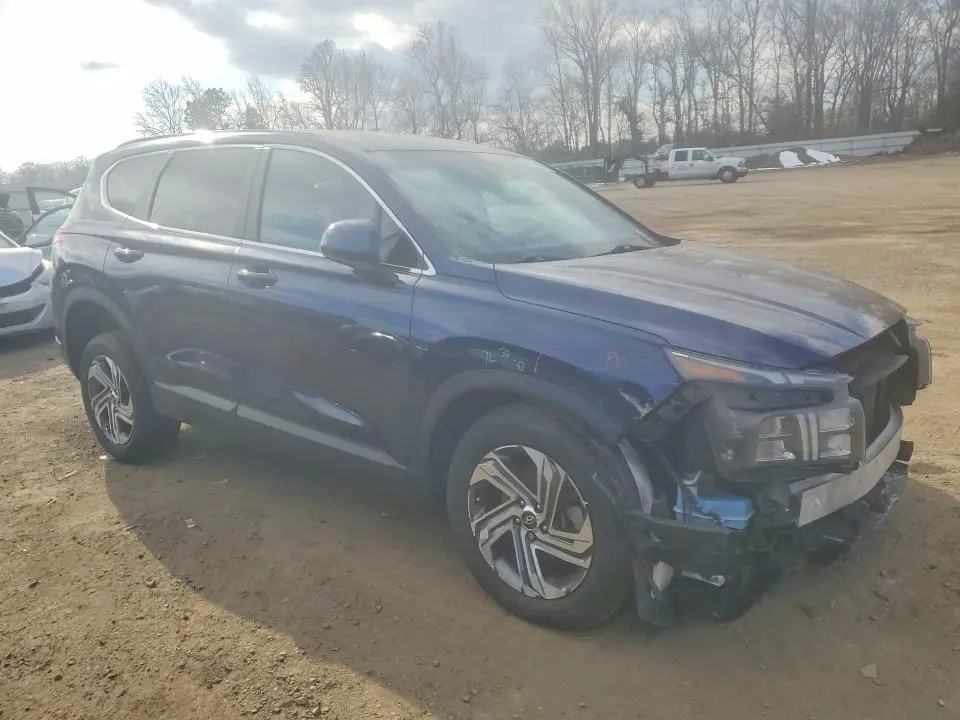 2022 HYUNDAI SANTA FE SE  