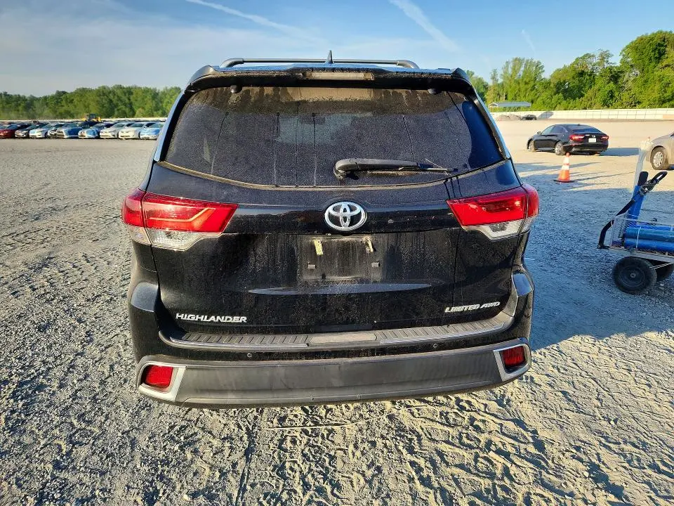 2019 TOYOTA HIGHLANDER LIMITED  