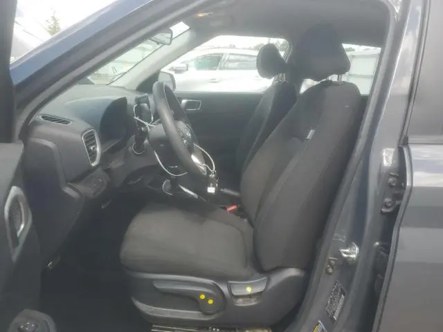 2024 HYUNDAI VENUE SE  