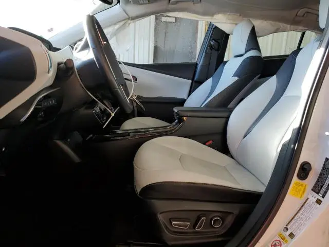 2016 TOYOTA PRIUS   
