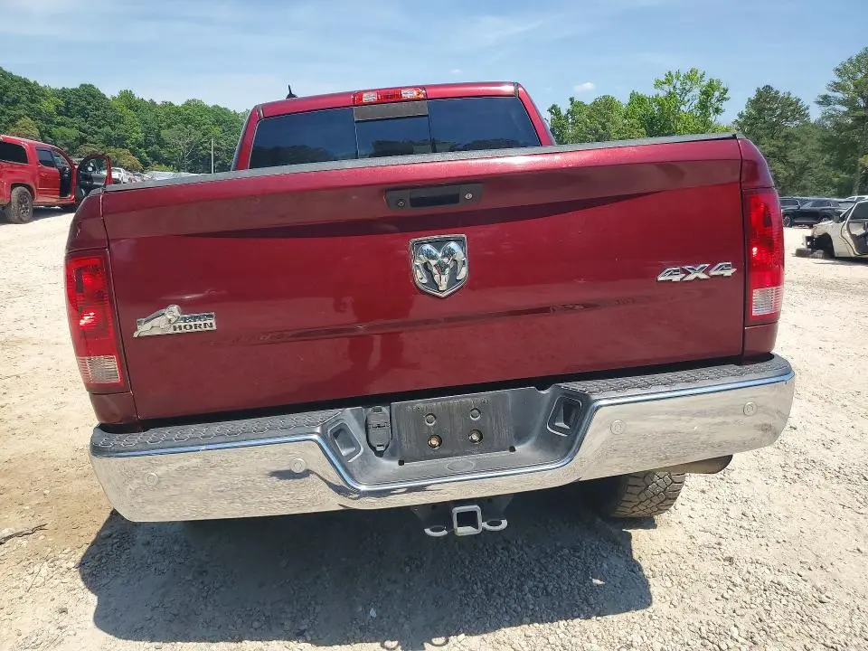2017 RAM 1500 SLT  