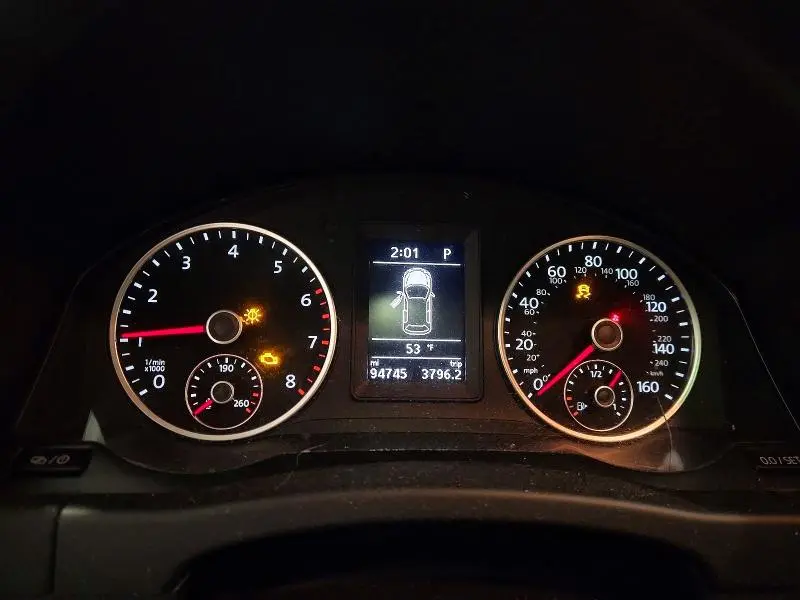 2016 VOLKSWAGEN TIGUAN S  