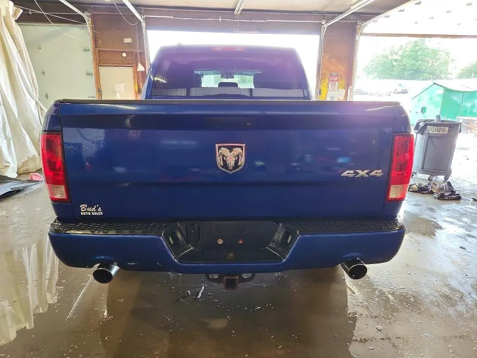 2014 RAM 1500 ST  