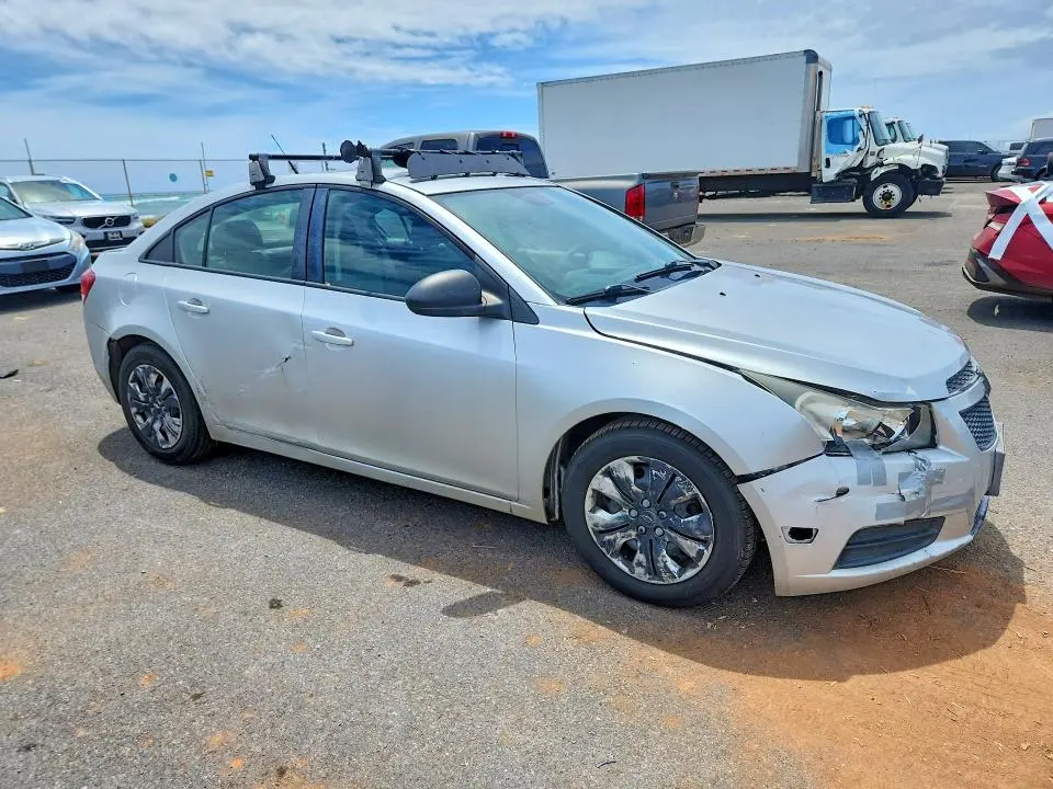 2014 CHEVROLET CRUZE LS  