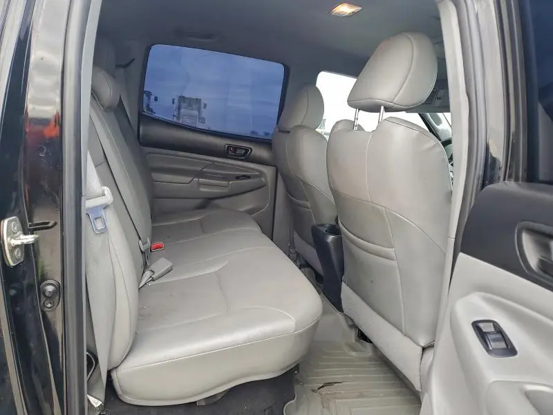 2013 TOYOTA TACOMA DOUBLE CAB PRERUNNER  