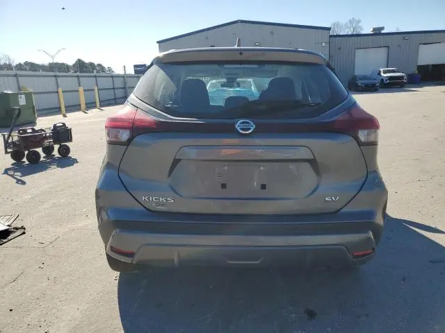 2021 NISSAN KICKS SV  