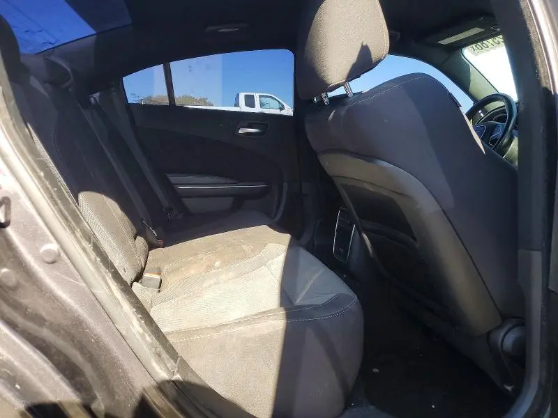 2016 DODGE CHARGER SXT  