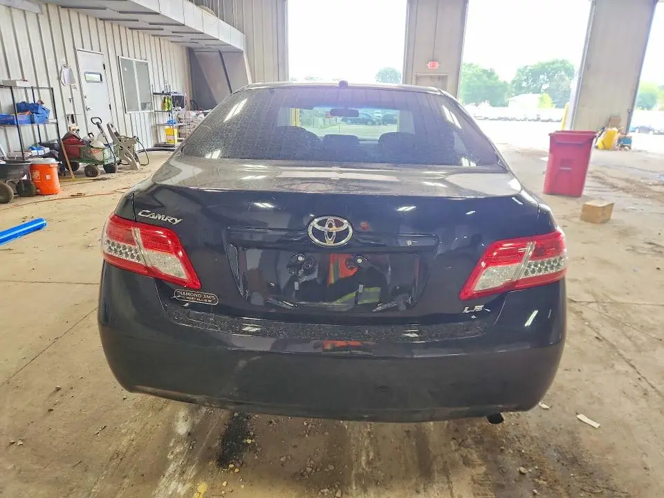 2010 TOYOTA CAMRY LE  