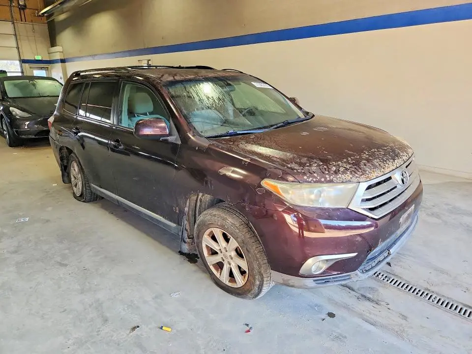2012 TOYOTA HIGHLANDER BASE  