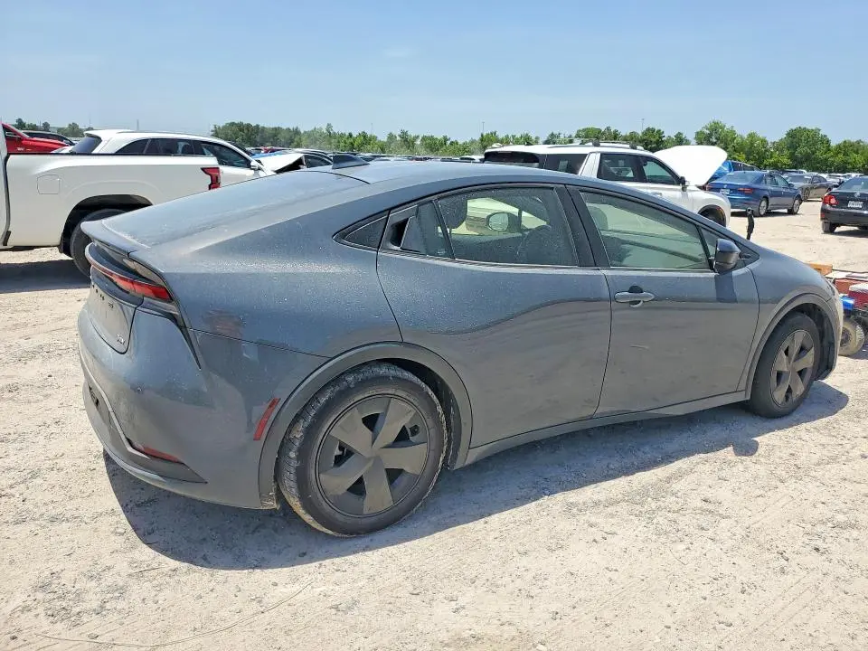 2023 TOYOTA PRIUS LE  