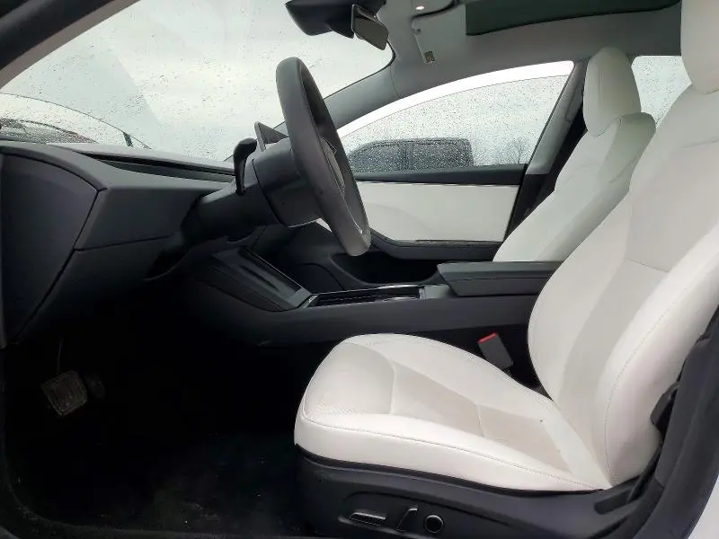 2026 TESLA MODEL 3   