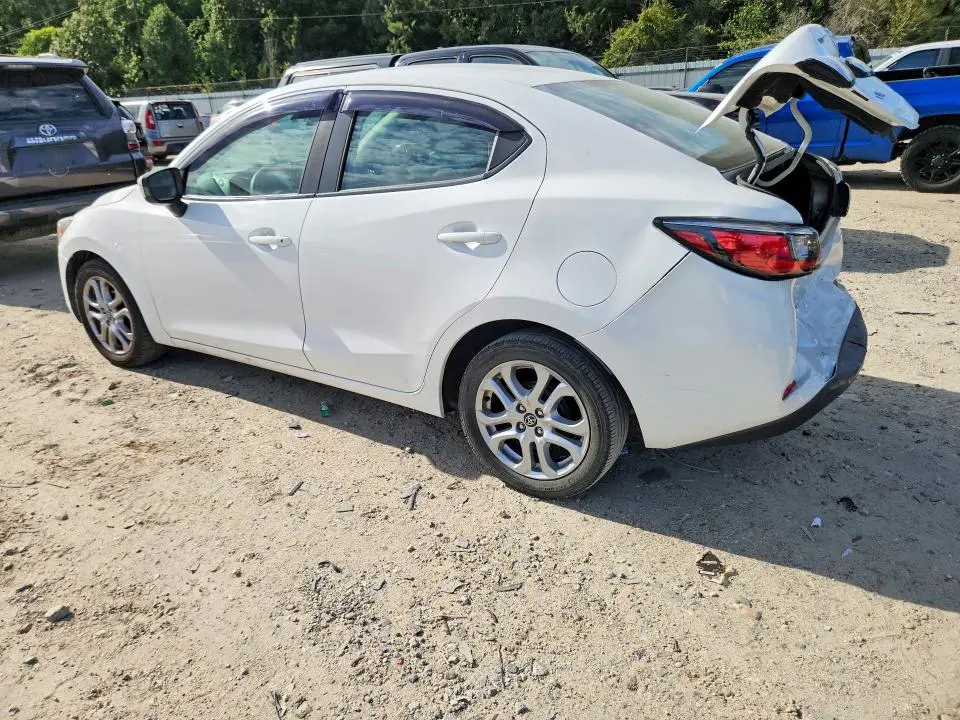 2017 TOYOTA YARIS IA BASE  