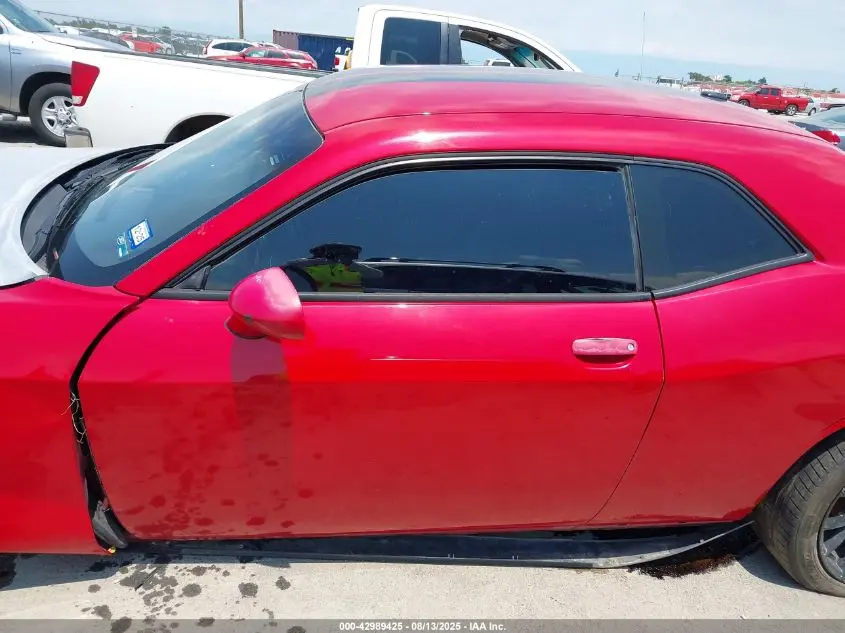 2011 DODGE CHALLENGER  