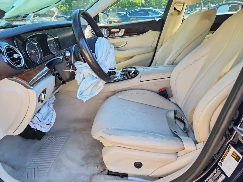 2019 MERCEDES-BENZ E 300 4MATIC  