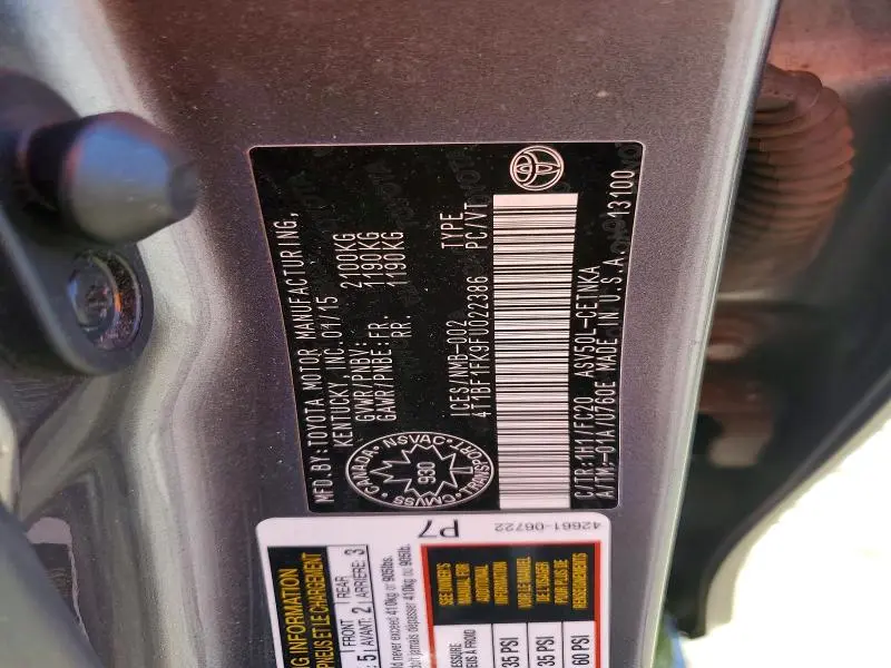 2015 TOYOTA CAMRY LE  