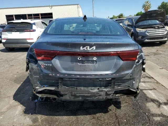 2023 KIA FORTE LX  