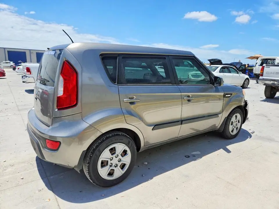2013 KIA SOUL BASE  