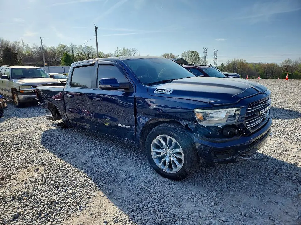 2024 RAM 1500 LARAMIE  