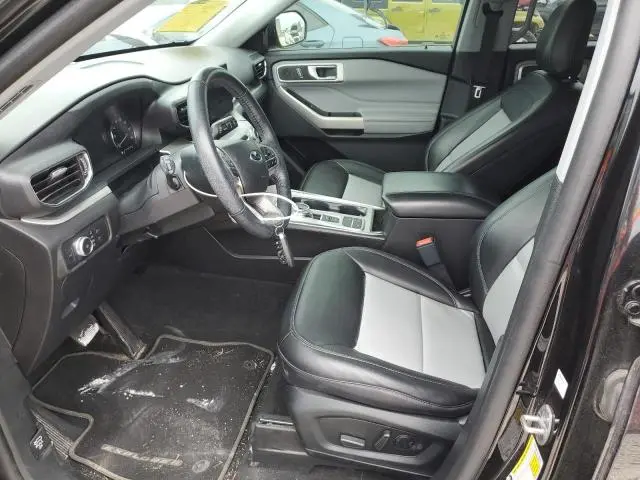 2022 FORD EXPLORER XLT  