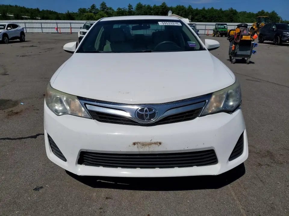 2013 TOYOTA CAMRY LE  