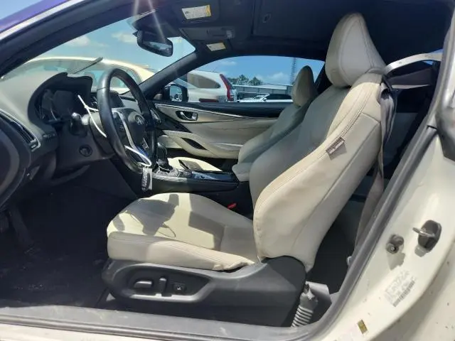 2019 INFINITI Q60 3.0T LUXE  
