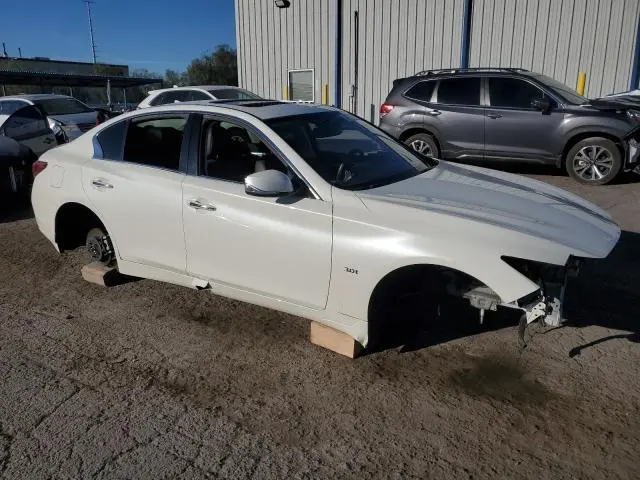 2019 INFINITI Q50 LUXE  