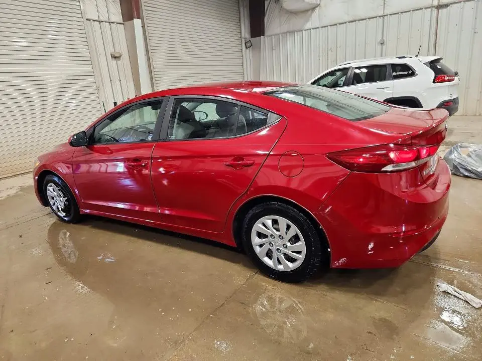 2018 HYUNDAI ELANTRA SE  