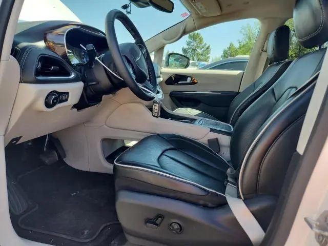 2023 CHRYSLER PACIFICA HYBRID LIMITED  