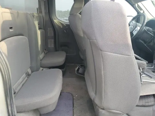 2017 NISSAN FRONTIER S  