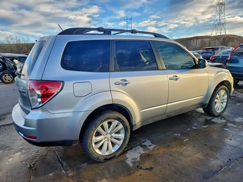 2013 SUBARU FORESTER 2.5X PREMIUM  