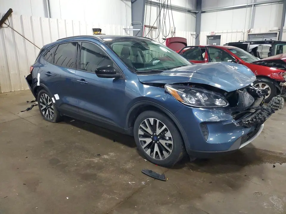 2020 FORD ESCAPE SE SPORT  