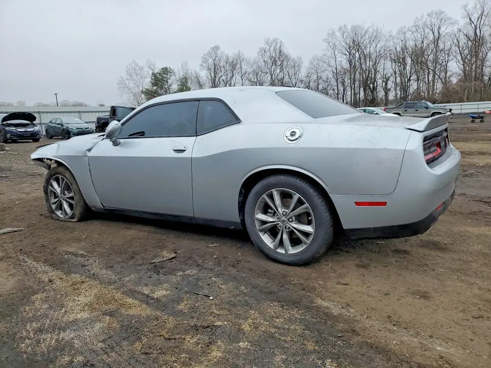 2022 DODGE CHALLENGER SXT  