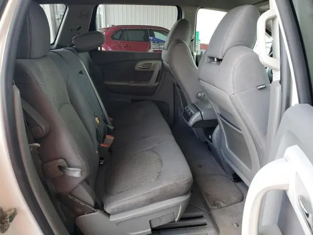 2011 CHEVROLET TRAVERSE LS  