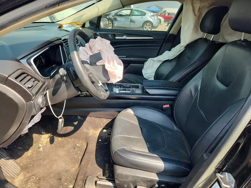 2019 FORD FUSION TITANIUM  