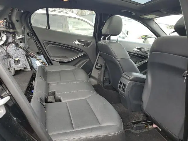 2017 MERCEDES-BENZ GLA 250