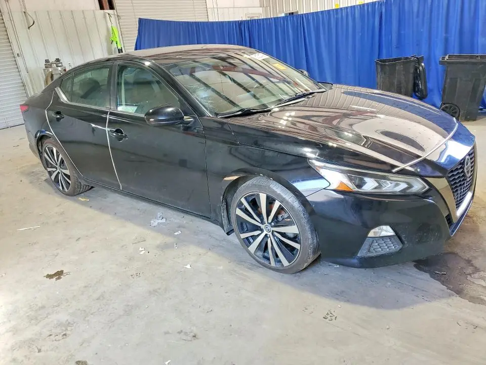 2020 NISSAN ALTIMA SR  