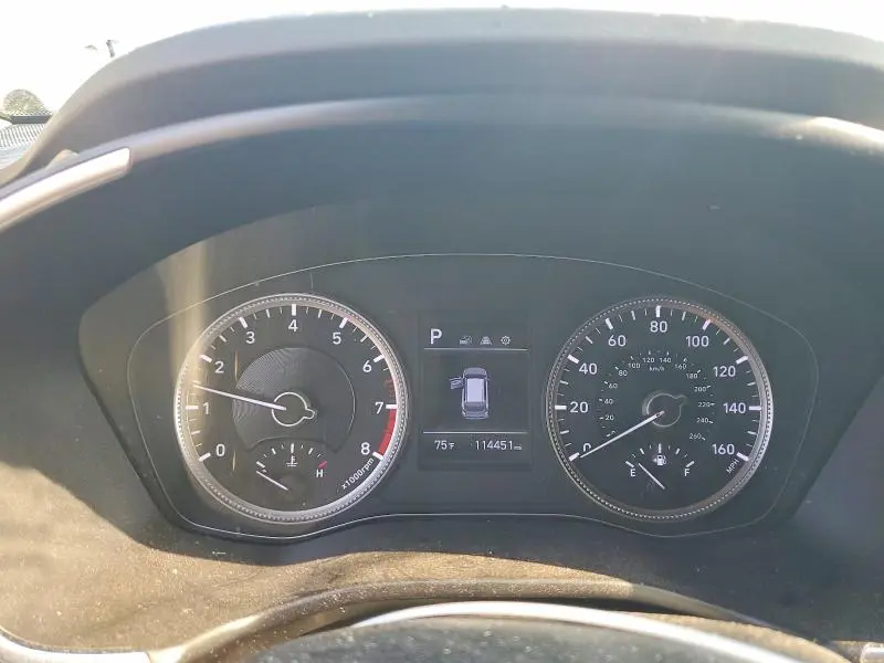 2019 HYUNDAI SANTA FE SE  
