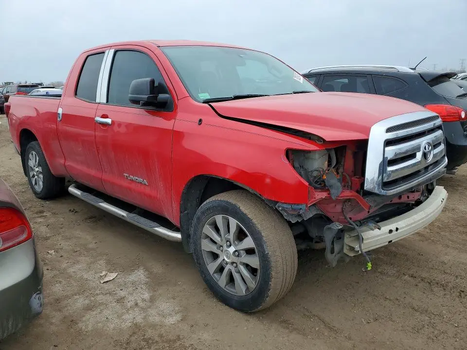 2013 TOYOTA TUNDRA DOUBLE CAB SR5  