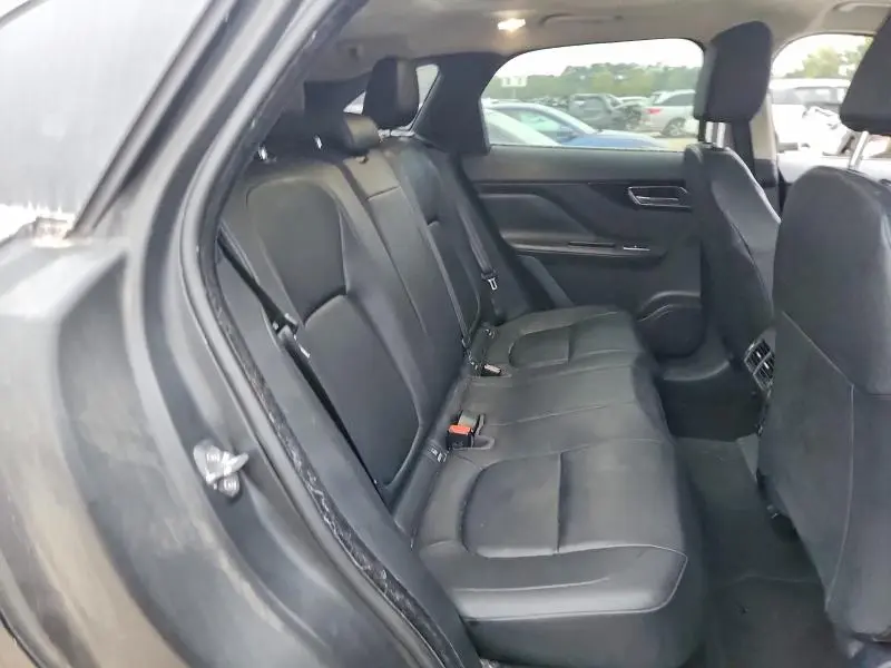 2019 JAGUAR F-PACE PREMIUM  