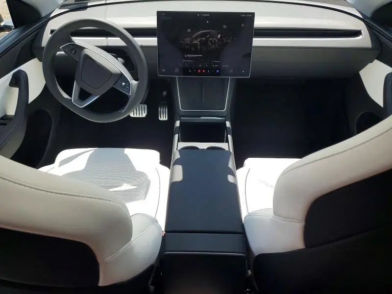 2026 TESLA MODEL Y   