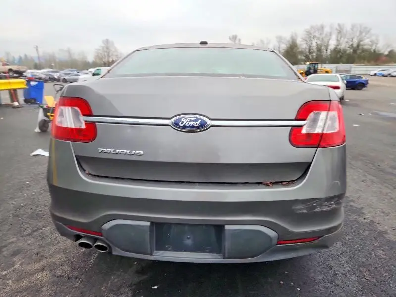 2012 FORD TAURUS SE  