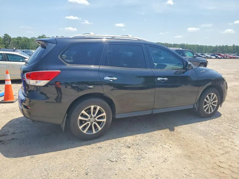 2016 NISSAN PATHFINDER SV  