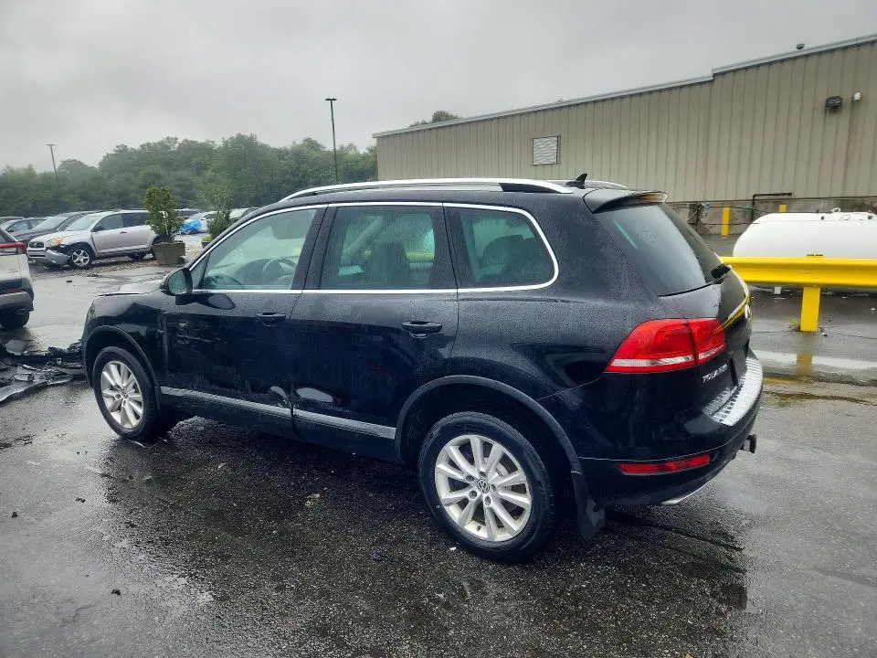 2014 VOLKSWAGEN TOUAREG V6 TDI  