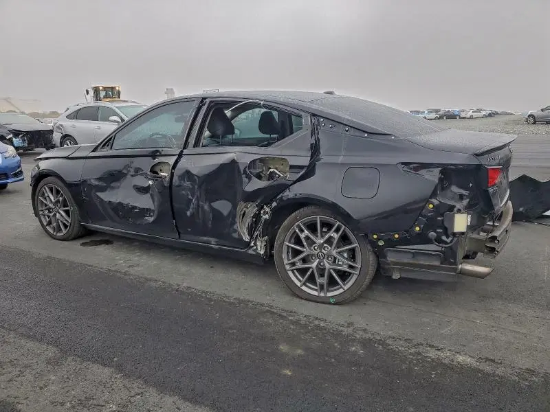 2024 NISSAN ALTIMA SR  