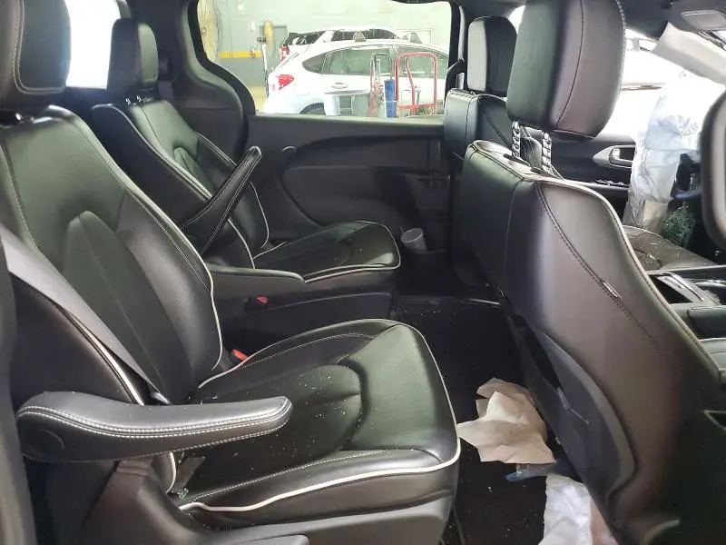 2024 CHRYSLER PACIFICA HYBRID SELECT  