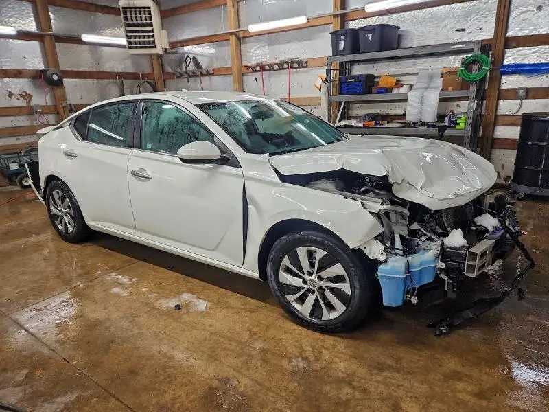 2020 NISSAN ALTIMA S  