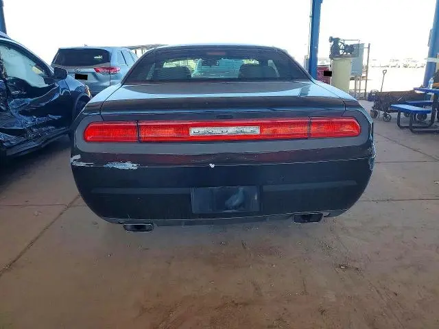 2012 DODGE CHALLENGER SXT  